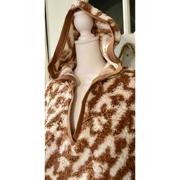 VS Pink Sherpa Oversized Pullover Hoodie V-neck in Brown White, Sz XS - Picture 8 of 16